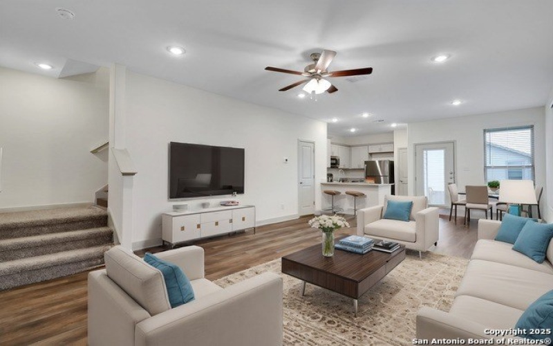 7621 Briarwood Pass #102, San Antonio, TX 78252, 3 Bedrooms Bedrooms, ,2 BathroomsBathrooms,Residential Lease,For Rent,7621 Briarwood Pass,1842139