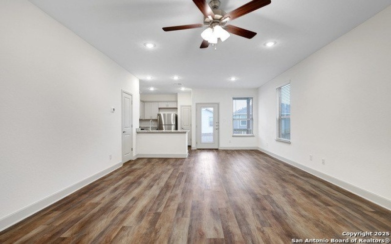 7621 Briarwood Pass #102, San Antonio, TX 78252, 3 Bedrooms Bedrooms, ,2 BathroomsBathrooms,Residential Lease,For Rent,7621 Briarwood Pass,1842139