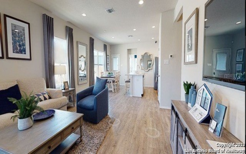 1832 Charlie Cove, San Antonio, TX 78221, 3 Habitaciones Habitaciones , ,2 BañosBaños,Residential,En Venta,1832 Charlie Cove,1843088
