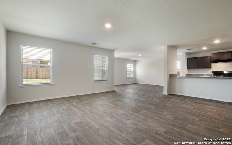 7302 Blue Moon Cove, San Antonio, TX 78252, 4 Bedrooms Bedrooms, ,3 BathroomsBathrooms,Residential,For Sale,7302 Blue Moon Cove,1843169