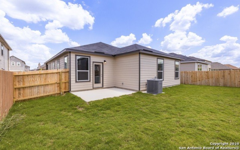 405 Panther Way, Seguin, TX 78155, 3 Bedrooms Bedrooms, ,2 BathroomsBathrooms,Residential,For Sale,405 Panther Way,1843558