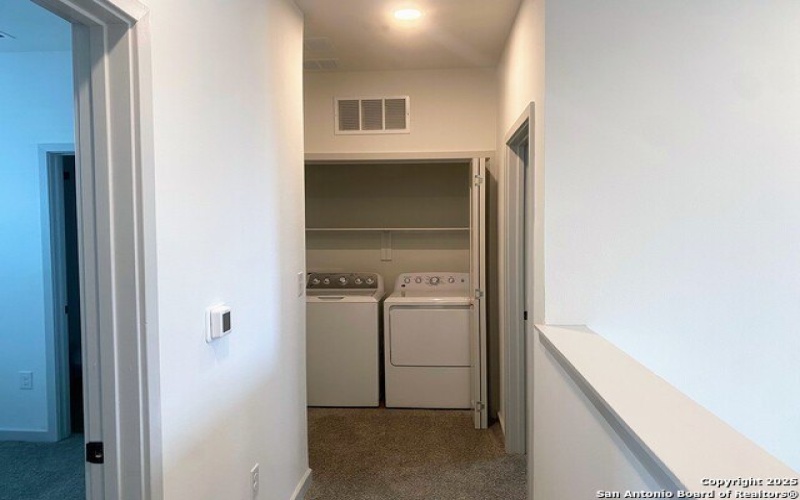 1048 Amaya Ave, New Braunfels, TX 78130, 2 Habitaciones Habitaciones , ,2 BañosBaños,Residential Lease,En Alquiler,1048 Amaya Ave,1844289