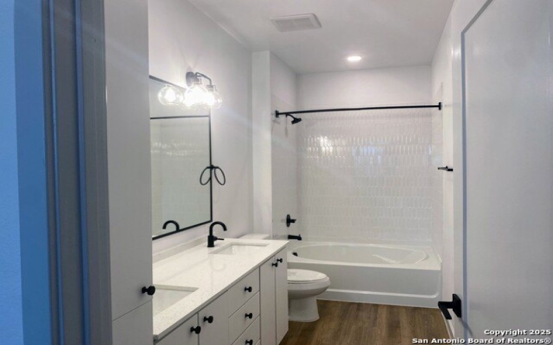 1048 Amaya Ave, New Braunfels, TX 78130, 2 Habitaciones Habitaciones , ,2 BañosBaños,Residential Lease,En Alquiler,1048 Amaya Ave,1844289