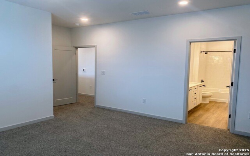 1048 Amaya Ave, New Braunfels, TX 78130, 2 Habitaciones Habitaciones , ,2 BañosBaños,Residential Lease,En Alquiler,1048 Amaya Ave,1844289