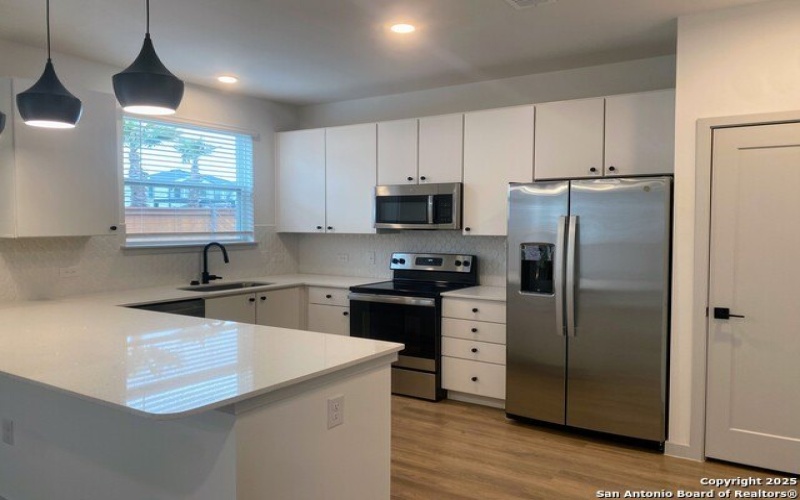 1048 Amaya Ave, New Braunfels, TX 78130, 2 Habitaciones Habitaciones , ,2 BañosBaños,Residential Lease,En Alquiler,1048 Amaya Ave,1844289