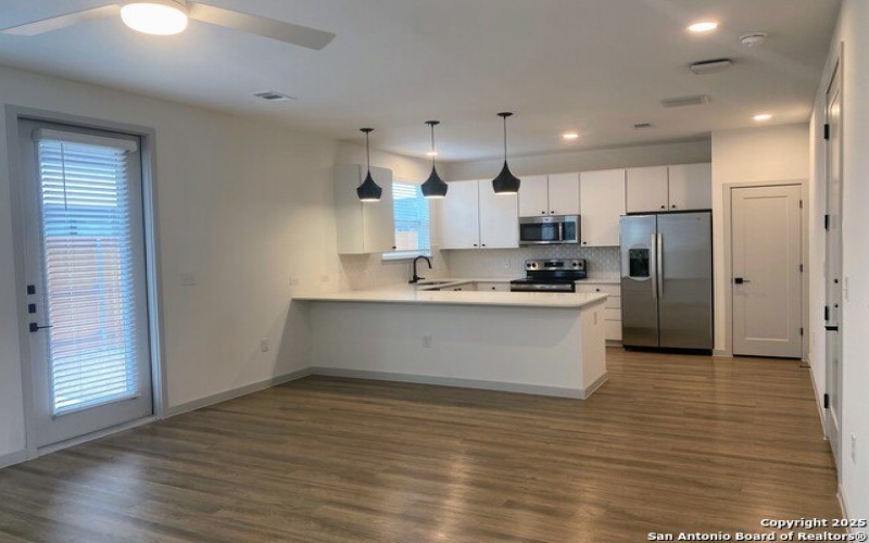 1048 Amaya Ave, New Braunfels, TX 78130, 2 Habitaciones Habitaciones , ,2 BañosBaños,Residential Lease,En Alquiler,1048 Amaya Ave,1844289