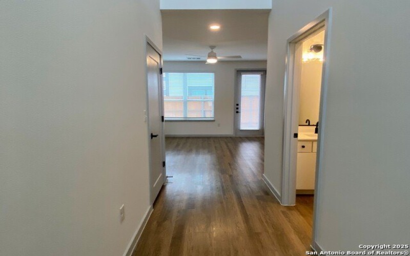 1048 Amaya Ave, New Braunfels, TX 78130, 2 Habitaciones Habitaciones , ,2 BañosBaños,Residential Lease,En Alquiler,1048 Amaya Ave,1844289