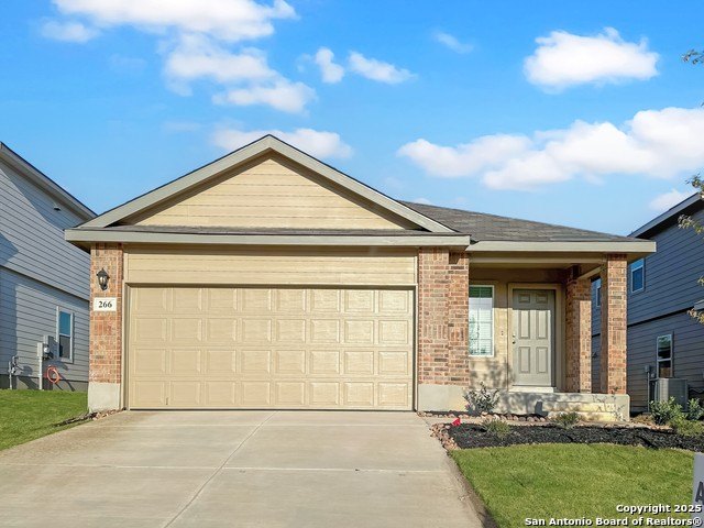 266 American Robin Way, San Antonio, TX 78253, 3 Habitaciones Habitaciones , ,2 BañosBaños,Residential,En Venta,266 American Robin Way,1844504