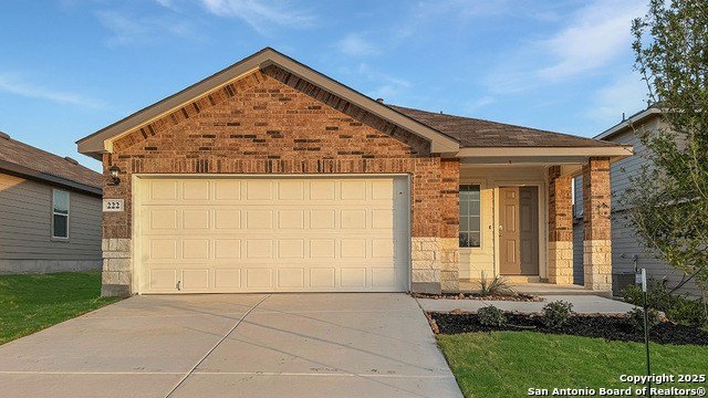 222 American Robin Way, San Antonio, TX 78253, 3 Habitaciones Habitaciones , ,2 BañosBaños,Residential,En Venta,222 American Robin Way,1844518