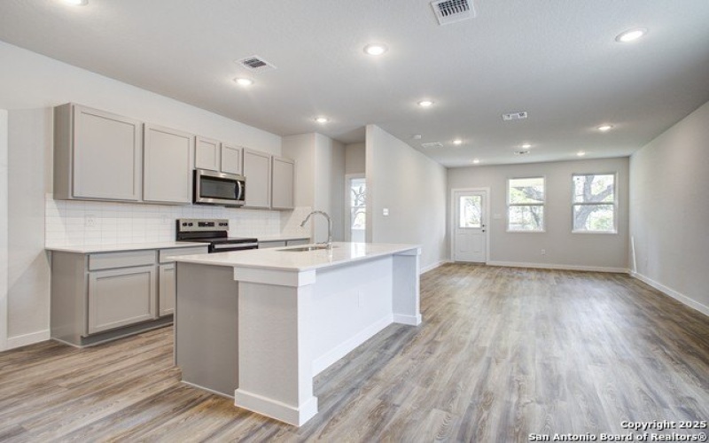 14730 Emerio Drive, San Antonio, TX 78253, 4 Habitaciones Habitaciones , ,2 BañosBaños,Residential,En Venta,14730 Emerio Drive,1851738