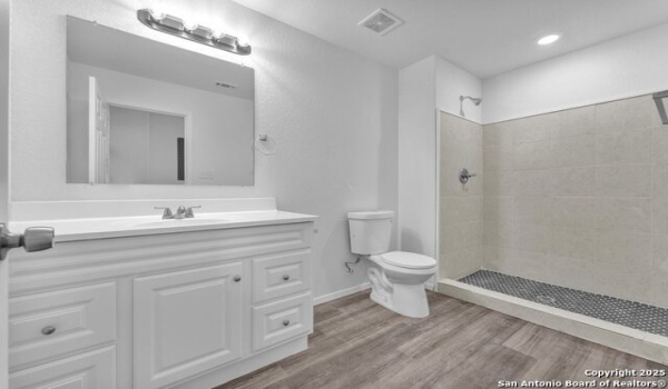 3007 SW McArthur Ave #201, San Antonio, TX 78211, 3 Habitaciones Habitaciones , ,2 BañosBaños,Residential,En Venta,3007 SW McArthur Ave,1852183
