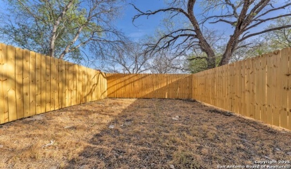 3007 SW McArthur Ave #201, San Antonio, TX 78211, 3 Habitaciones Habitaciones , ,2 BañosBaños,Residential,En Venta,3007 SW McArthur Ave,1852183