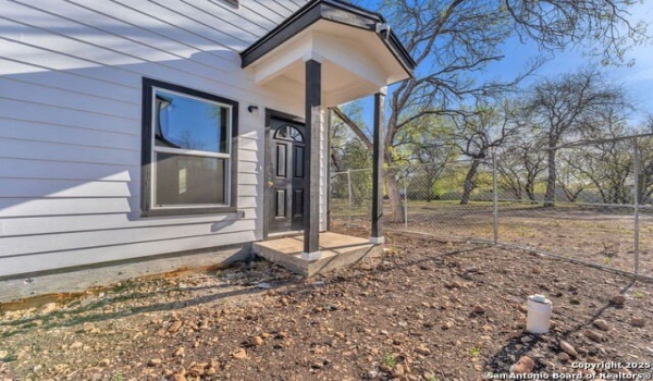 3007 SW McArthur Ave #201, San Antonio, TX 78211, 3 Habitaciones Habitaciones , ,2 BañosBaños,Residential,En Venta,3007 SW McArthur Ave,1852183