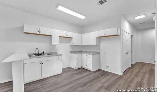 3007 SW McArthur Ave #201, San Antonio, TX 78211, 3 Habitaciones Habitaciones , ,2 BañosBaños,Residential,En Venta,3007 SW McArthur Ave,1852183