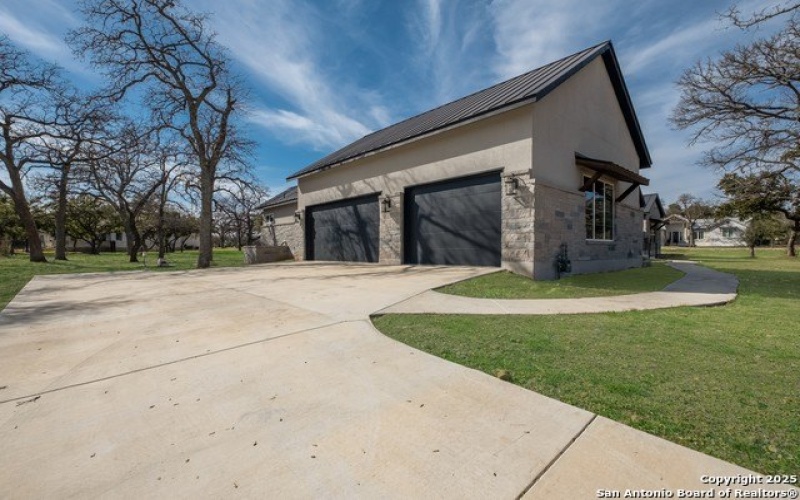 34813 Thanksgiving Trl, Bulverde, TX 78163, 4 Bedrooms Bedrooms, ,3 BathroomsBathrooms,Residential,For Sale,34813 Thanksgiving Trl,1853380
