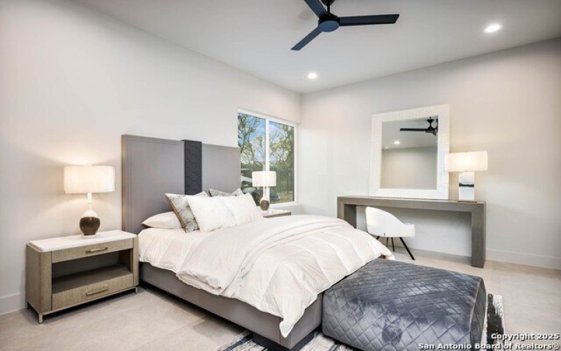 108 Whittingham, San Antonio, TX 78231, 6 Bedrooms Bedrooms, ,7 BathroomsBathrooms,Residential,For Sale,108 Whittingham,1850347