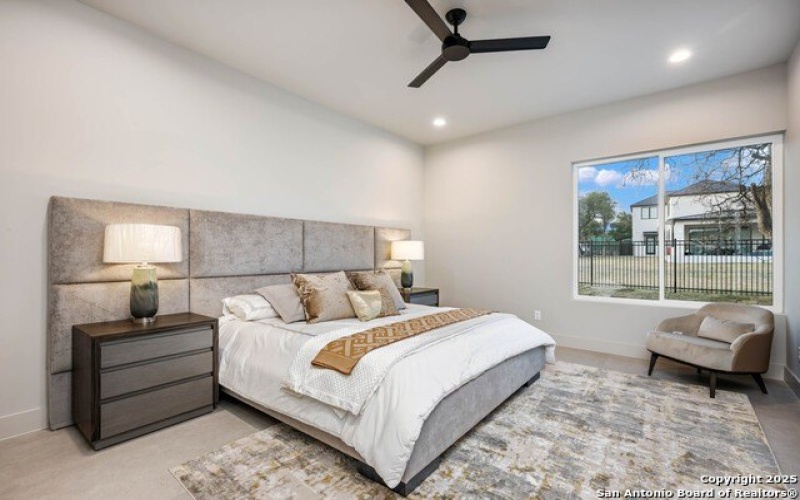 108 Whittingham, San Antonio, TX 78231, 6 Bedrooms Bedrooms, ,7 BathroomsBathrooms,Residential,For Sale,108 Whittingham,1850347