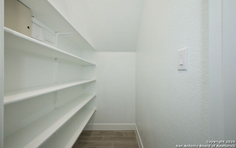 2202 Virginia Blvd, Unit 201, San Antonio, TX 78203, 3 Habitaciones Habitaciones , ,2 BañosBaños,Residential,En Venta,2202 Virginia Blvd, Unit 201,1851142