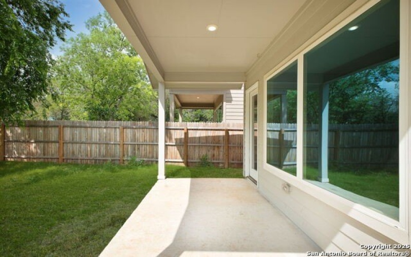 2202 Virginia Blvd, Unit 201, San Antonio, TX 78203, 3 Habitaciones Habitaciones , ,2 BañosBaños,Residential,En Venta,2202 Virginia Blvd, Unit 201,1851142