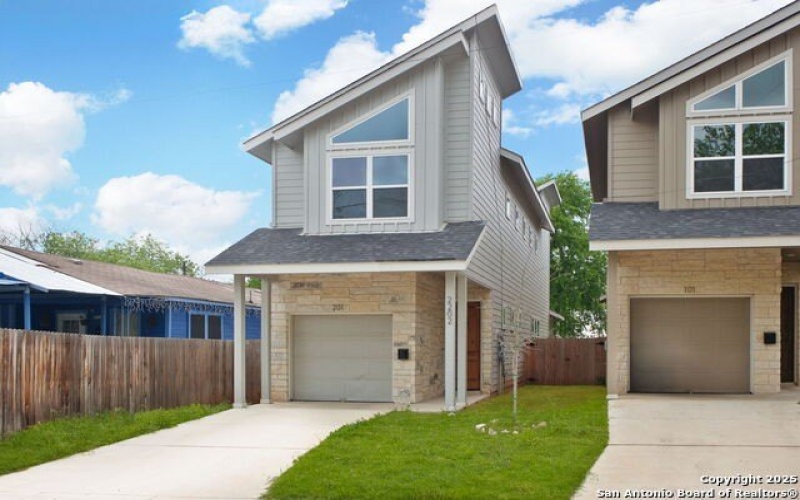 2202 Virginia Blvd, Unit 201, San Antonio, TX 78203, 3 Habitaciones Habitaciones , ,2 BañosBaños,Residential,En Venta,2202 Virginia Blvd, Unit 201,1851142