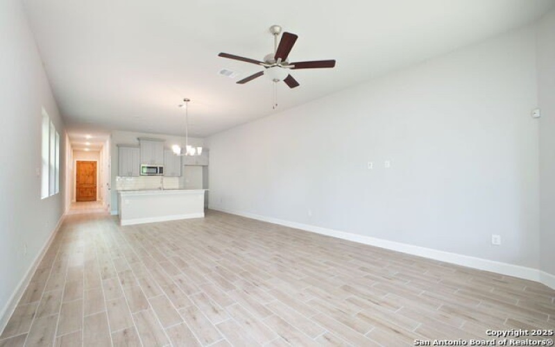 2202 Virginia Blvd, Unit 201, San Antonio, TX 78203, 3 Habitaciones Habitaciones , ,2 BañosBaños,Residential,En Venta,2202 Virginia Blvd, Unit 201,1851142