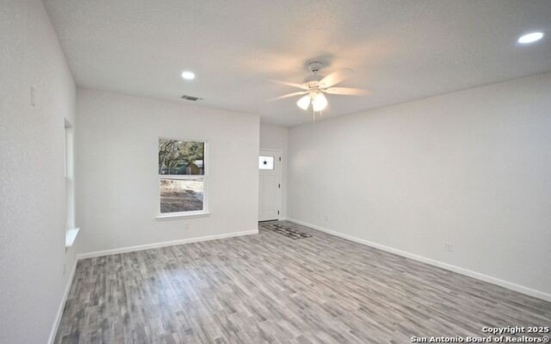 1234 Clearcreek, Canyon Lake, TX 78133, 3 Bedrooms Bedrooms, ,2 BathroomsBathrooms,Residential,For Sale,1234 Clearcreek,1851633