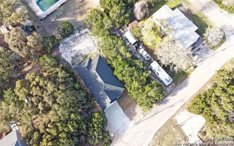 1234 Clearcreek, Canyon Lake, TX 78133, 3 Bedrooms Bedrooms, ,2 BathroomsBathrooms,Residential,For Sale,1234 Clearcreek,1851633
