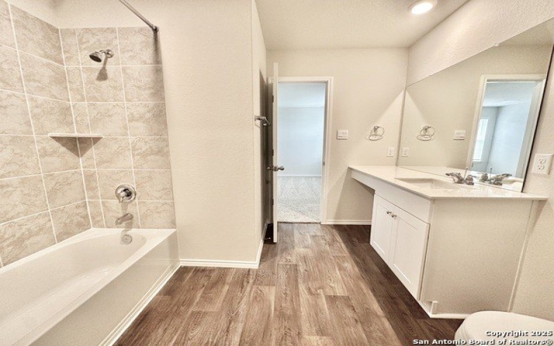 5348 Trinity Run, San Antonio, TX 78253, 5 Bedrooms Bedrooms, ,3 BathroomsBathrooms,Residential Lease,For Rent,5348 Trinity Run,1853977