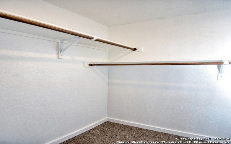 8306 Via Verona, San Antonio, TX 78227, ,8 BañosBaños,Residential Multi Family,En Venta,8306 Via Verona,1854564