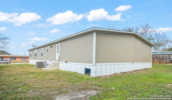 4608 Plumnear, San Antonio, TX 78211, 3 Bedrooms Bedrooms, ,2 BathroomsBathrooms,Residential,For Sale,4608 Plumnear,1855091