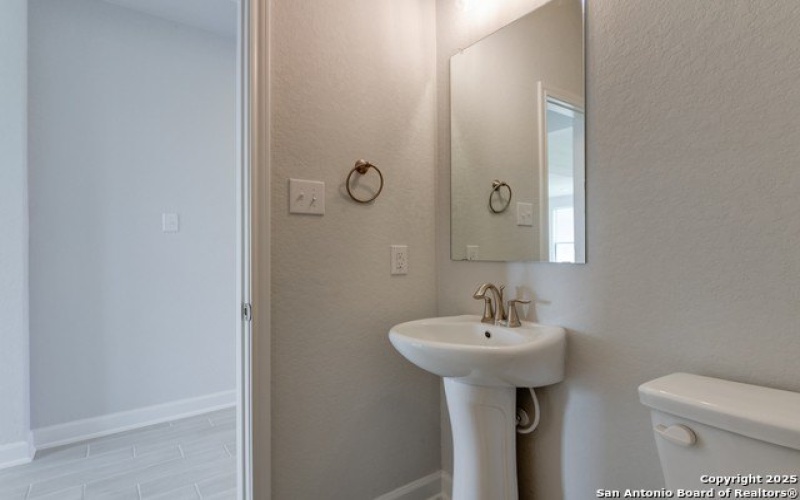 12836 Red Apple Rd., Schertz, TX 78108, 3 Bedrooms Bedrooms, ,2 BathroomsBathrooms,Residential,For Sale,12836 Red Apple Rd.,1855375