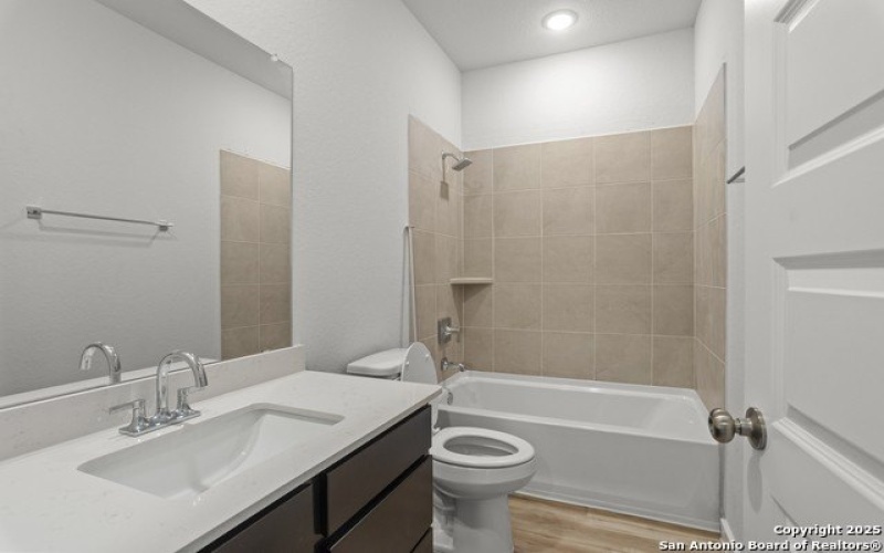 2137 Maestro Drive, Seguin, TX 78155, 4 Habitaciones Habitaciones , ,3 BañosBaños,Residential,En Venta,2137 Maestro Drive,1855579