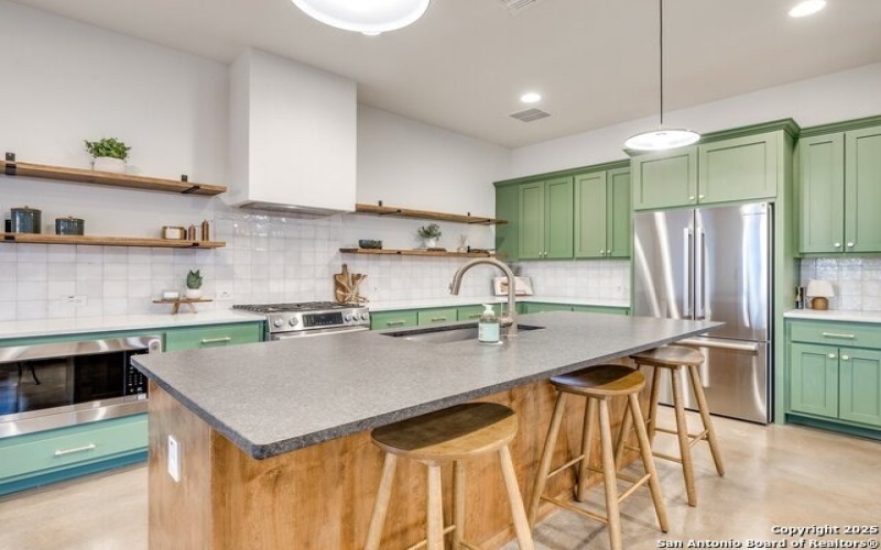 605 Graham, Boerne, TX 78006, 5 Bedrooms Bedrooms, ,3 BathroomsBathrooms,Residential,For Sale,605 Graham,1855682