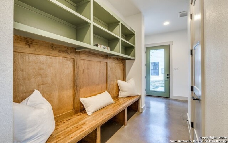 605 Graham, Boerne, TX 78006, 5 Bedrooms Bedrooms, ,3 BathroomsBathrooms,Residential,For Sale,605 Graham,1855682