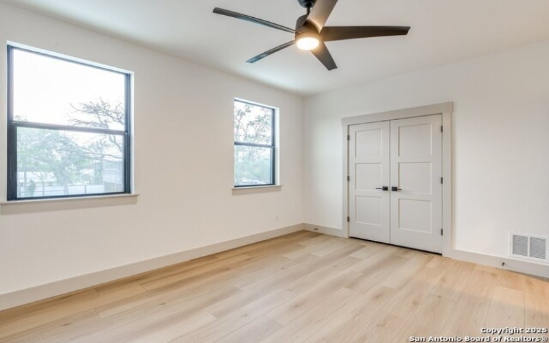 605 Graham, Boerne, TX 78006, 5 Bedrooms Bedrooms, ,3 BathroomsBathrooms,Residential,For Sale,605 Graham,1855682