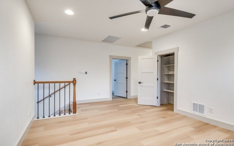 605 Graham, Boerne, TX 78006, 5 Bedrooms Bedrooms, ,3 BathroomsBathrooms,Residential,For Sale,605 Graham,1855682