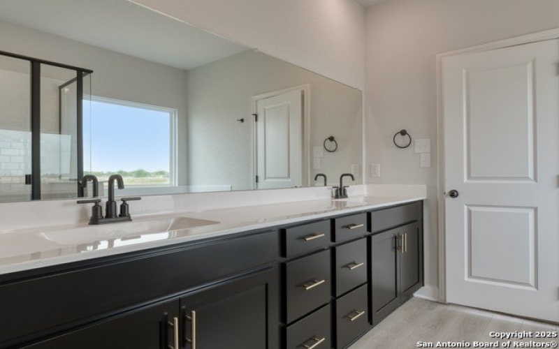 149 Beveridge, Seguin, TX 78155, 3 Habitaciones Habitaciones , ,2 BañosBaños,Residential,En Venta,149 Beveridge,1855693