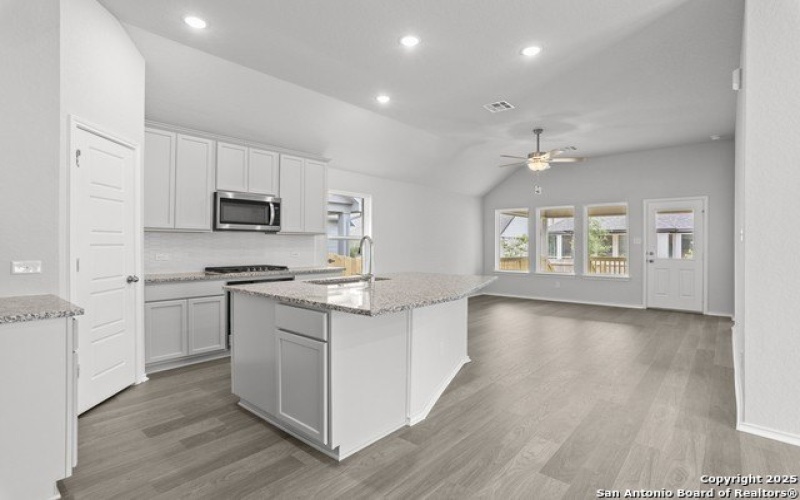 12336 Goulding, San Antonio, TX 78254, 3 Bedrooms Bedrooms, ,2 BathroomsBathrooms,Residential,For Sale,12336 Goulding,1859559