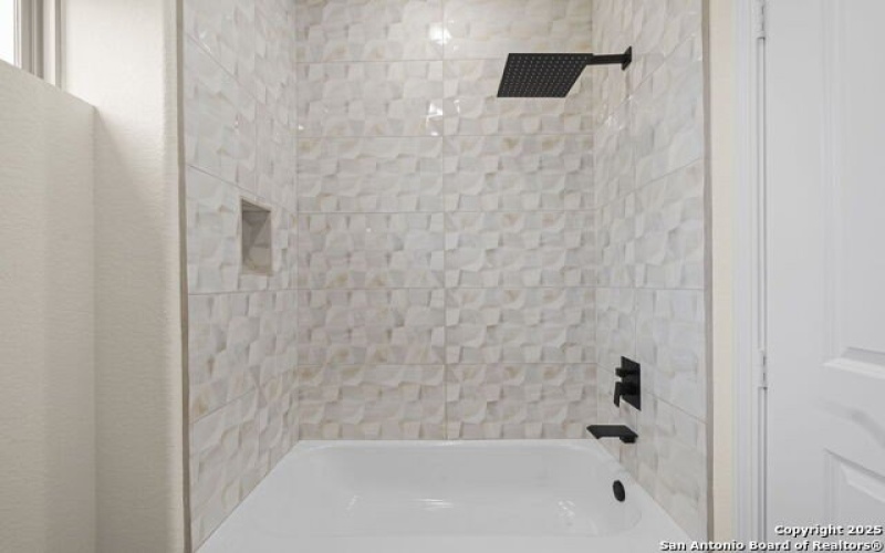 104 HIDDEN PATH, Floresville, TX 78114, 3 Habitaciones Habitaciones , ,2 BañosBaños,Residential,En Venta,104 HIDDEN PATH,1859867