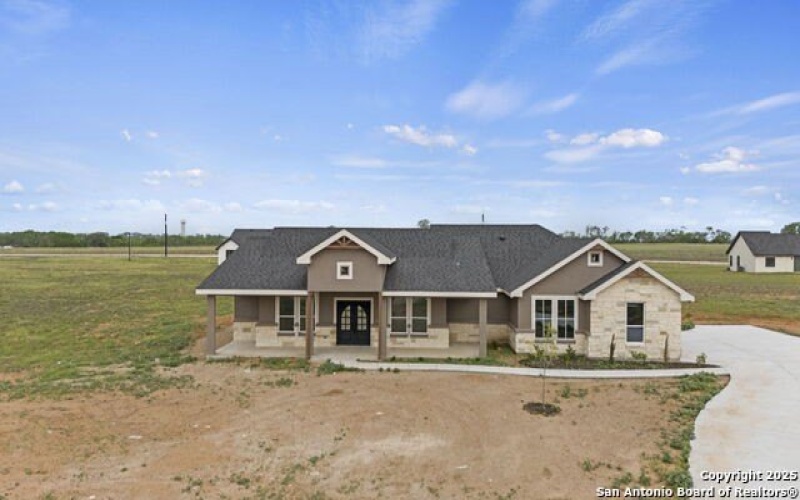 104 HIDDEN PATH, Floresville, TX 78114, 3 Habitaciones Habitaciones , ,2 BañosBaños,Residential,En Venta,104 HIDDEN PATH,1859867