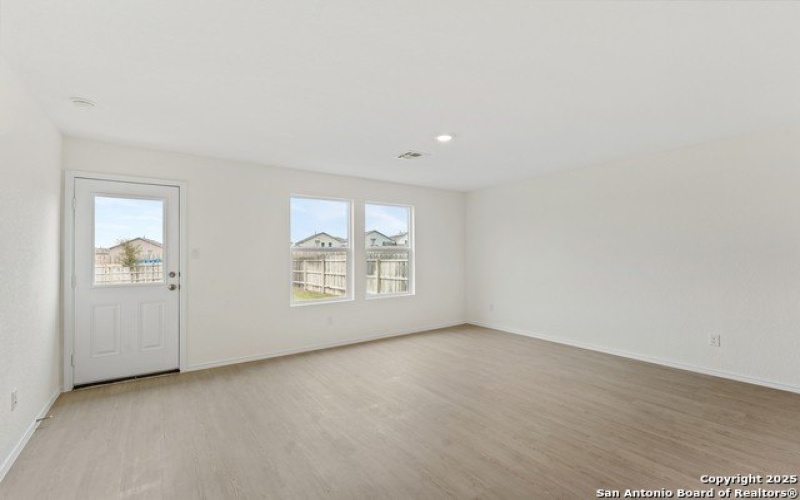 6911 Solar Ridge, San Antonio, TX 78252, 3 Habitaciones Habitaciones , ,2 BañosBaños,Residential,En Venta,6911 Solar Ridge,1856605