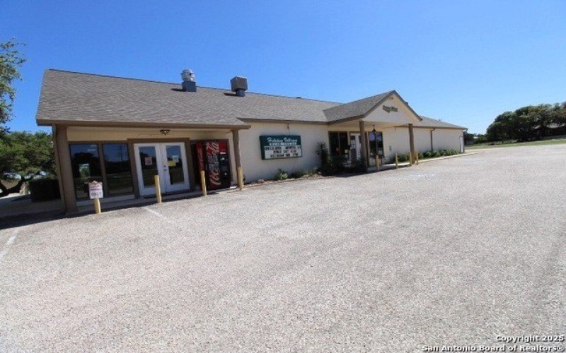 403 Private Road 1523, Bandera, TX 78003, 2 Habitaciones Habitaciones , ,2 BañosBaños,Residential,En Venta,403 Private Road 1523,1856658