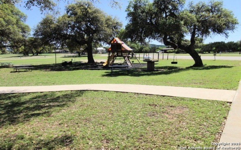 403 Private Road 1523, Bandera, TX 78003, 2 Habitaciones Habitaciones , ,2 BañosBaños,Residential,En Venta,403 Private Road 1523,1856658