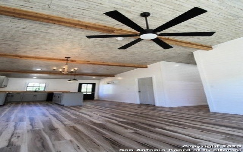 403 Private Road 1523, Bandera, TX 78003, 2 Habitaciones Habitaciones , ,2 BañosBaños,Residential,En Venta,403 Private Road 1523,1856658