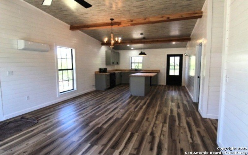 403 Private Road 1523, Bandera, TX 78003, 2 Habitaciones Habitaciones , ,2 BañosBaños,Residential,En Venta,403 Private Road 1523,1856658