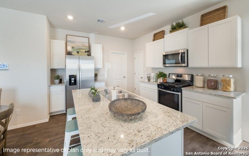 214 American Robin Way, San Antonio, TX 78253, 4 Bedrooms Bedrooms, ,3 BathroomsBathrooms,Residential,For Sale,214 American Robin Way,1857012