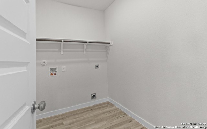 5607 Frederick Bluff, San Antonio, TX 78073, 4 Bedrooms Bedrooms, ,2 BathroomsBathrooms,Residential,For Sale,5607 Frederick Bluff,1857061