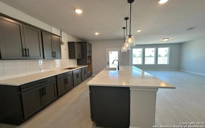 10100 Peppercorn Pl., Schertz, TX 78108, 3 Bedrooms Bedrooms, ,2 BathroomsBathrooms,Residential,For Sale,10100 Peppercorn Pl.,1860545