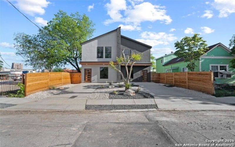 125 Dashiell, San Antonio, TX 78203, ,7 BathroomsBathrooms,Residential Multi Family,For Sale,125 Dashiell,1860713