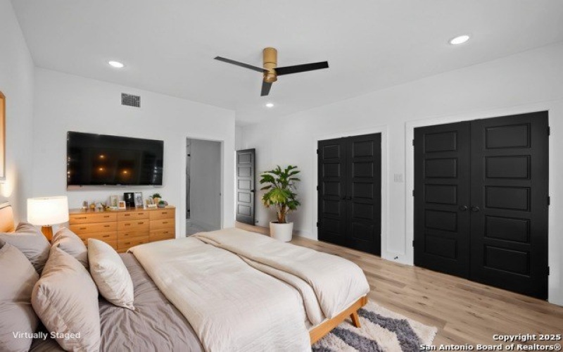 125 Dashiell, San Antonio, TX 78203, ,7 BathroomsBathrooms,Residential Multi Family,For Sale,125 Dashiell,1860713